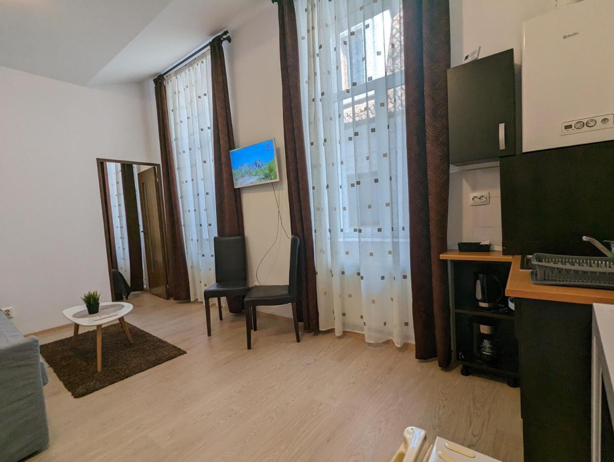 Key Apartments In Main Square براشوف المظهر الخارجي الصورة