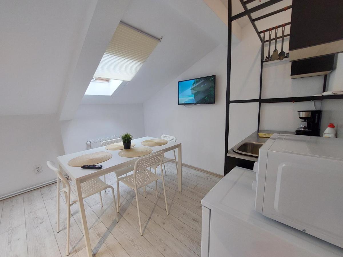 Key Apartments In Main Square براشوف المظهر الخارجي الصورة