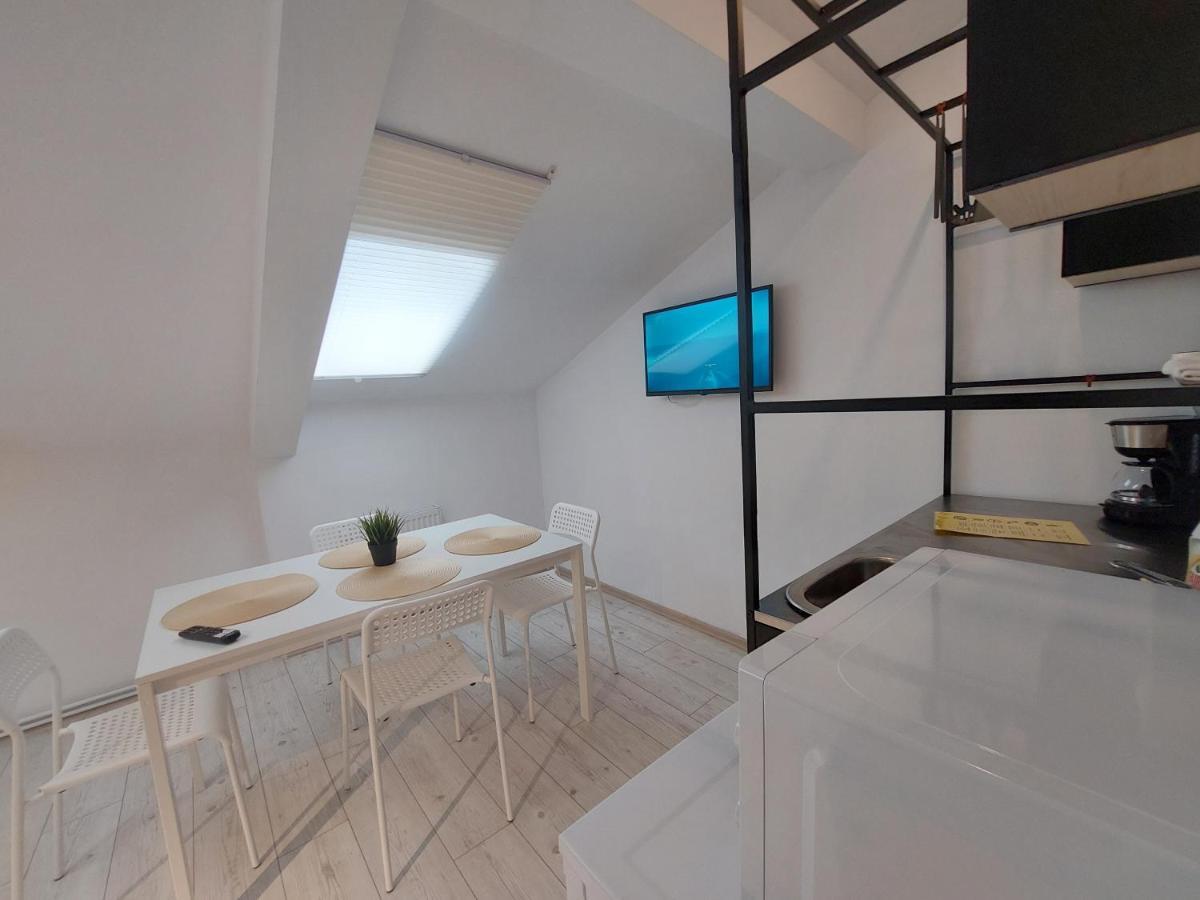 Key Apartments In Main Square براشوف المظهر الخارجي الصورة