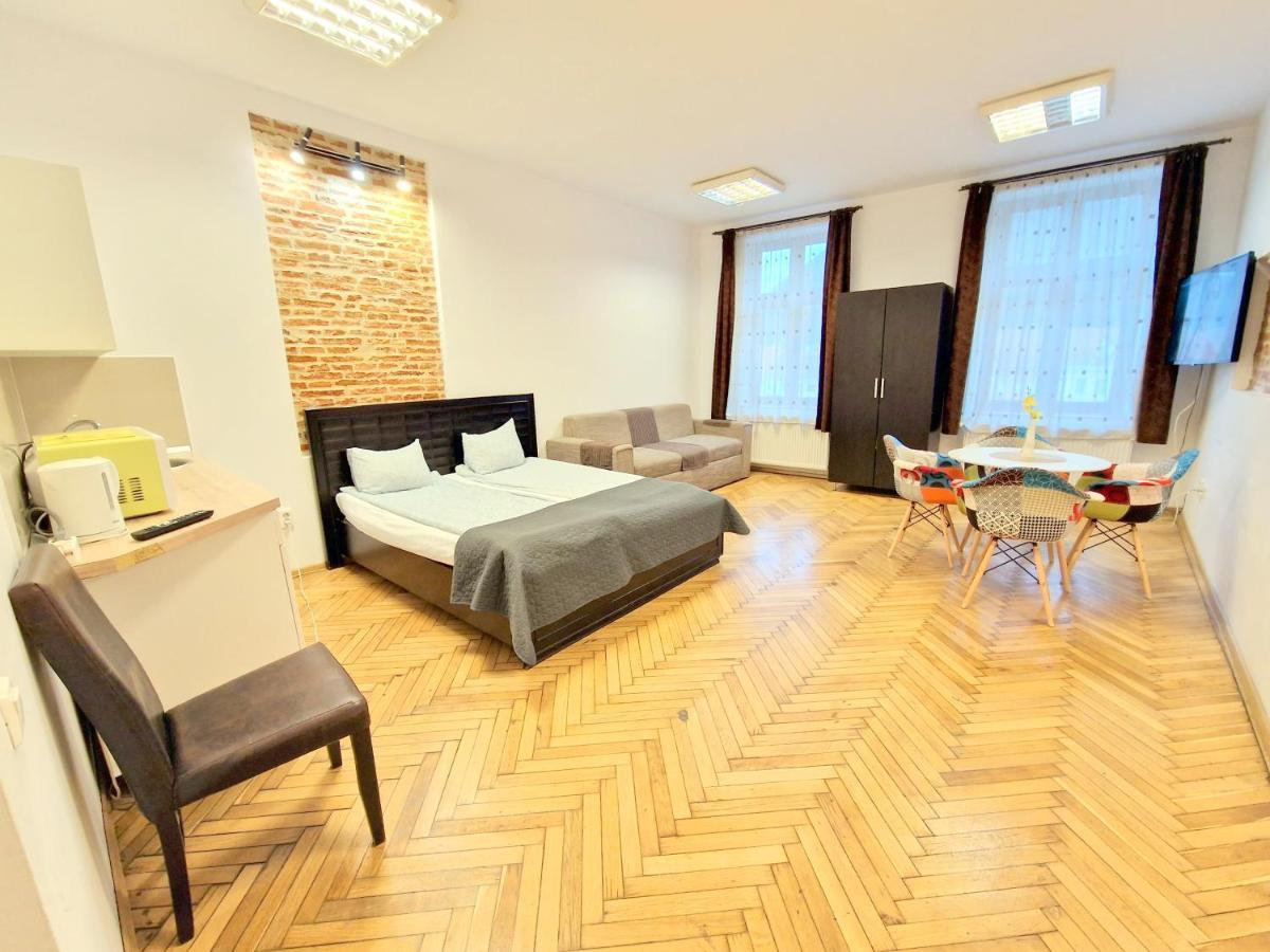 Key Apartments In Main Square براشوف المظهر الخارجي الصورة