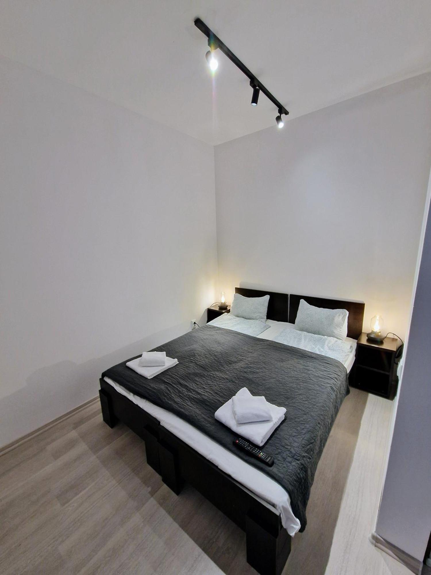 Key Apartments In Main Square براشوف المظهر الخارجي الصورة